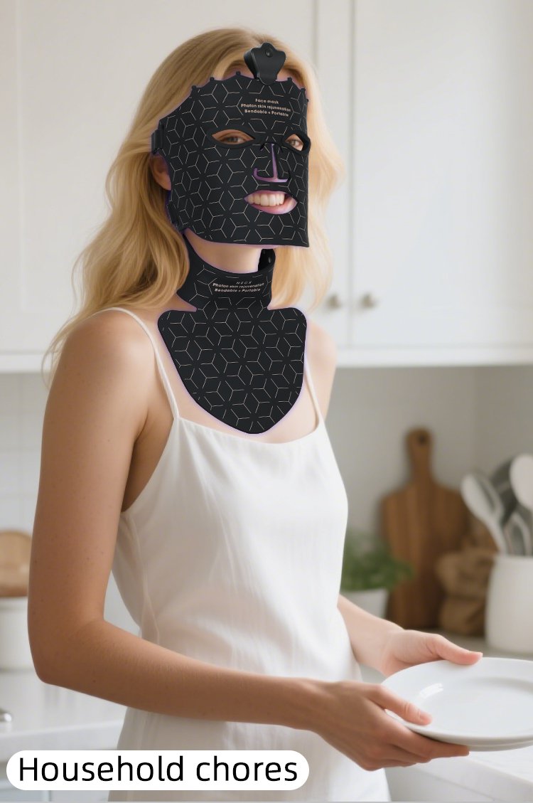 Crown LED Face & Neck Therapy Set detail page 6