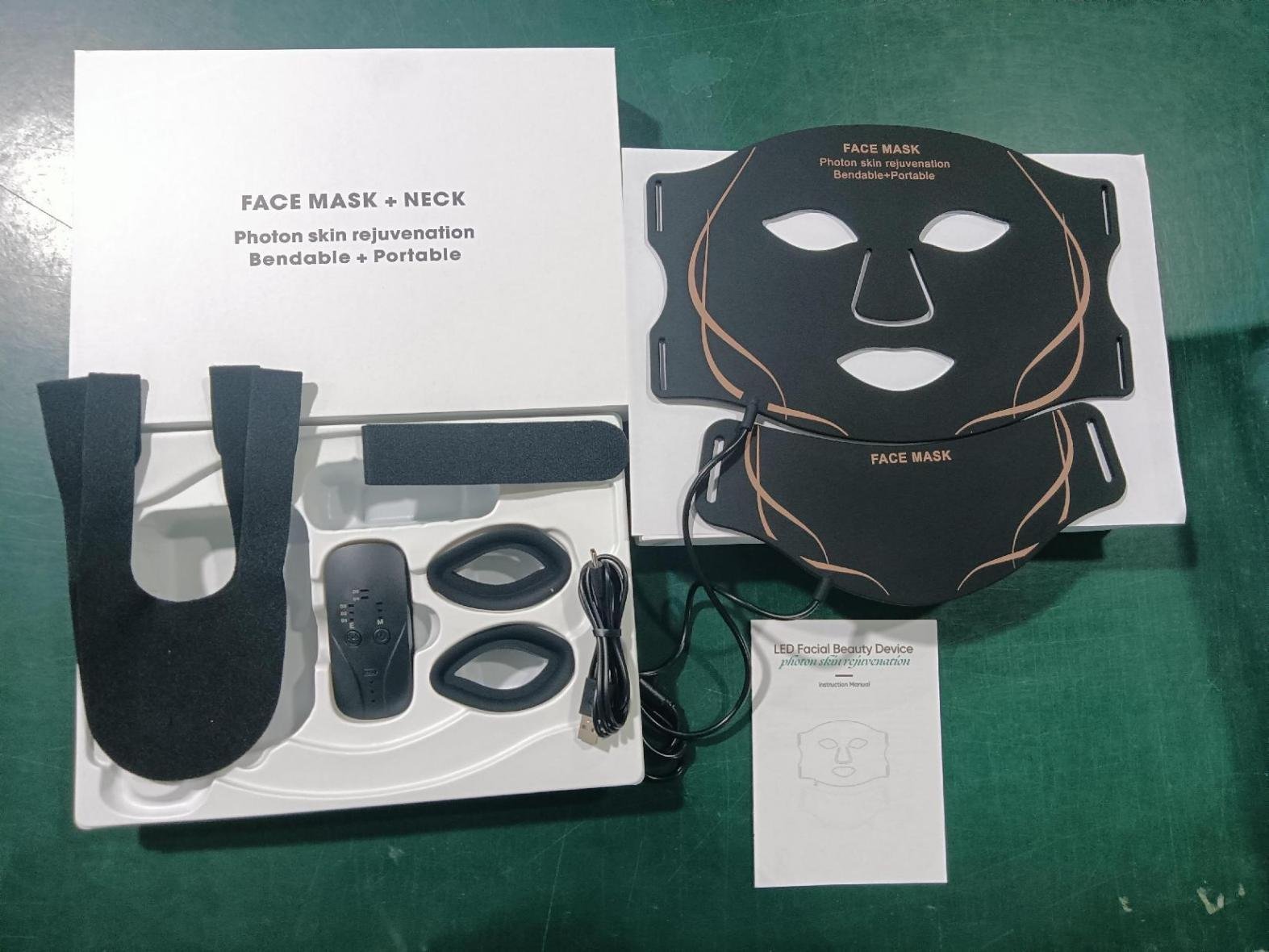 QZ009 Classic LED Face & Neck Set product view 2
